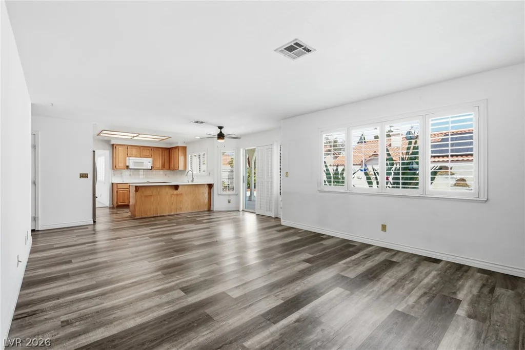 1264 Spanish Armada, Las Vegas, NV 89123
