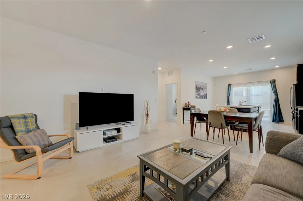 107 Cameron Chase, Henderson, NV 89011