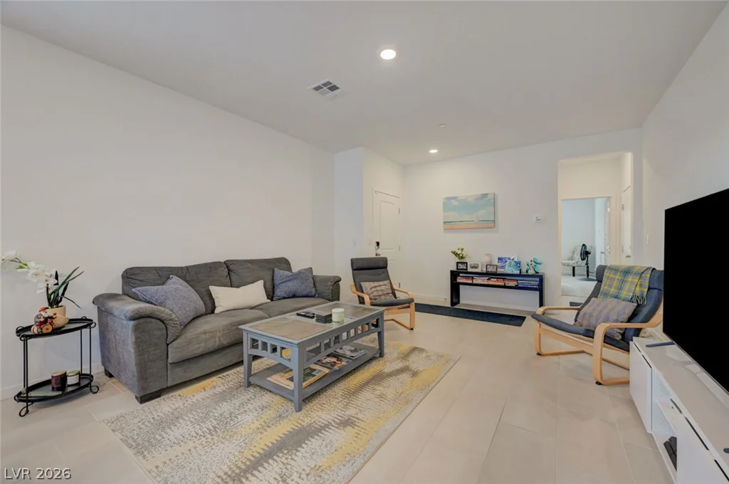 107 Cameron Chase, Henderson, NV 89011