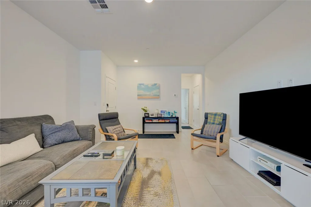107 Cameron Chase, Henderson, NV 89011