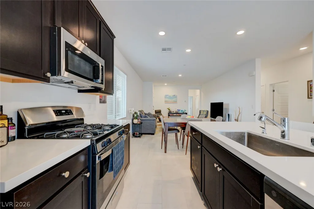 107 Cameron Chase, Henderson, NV 89011