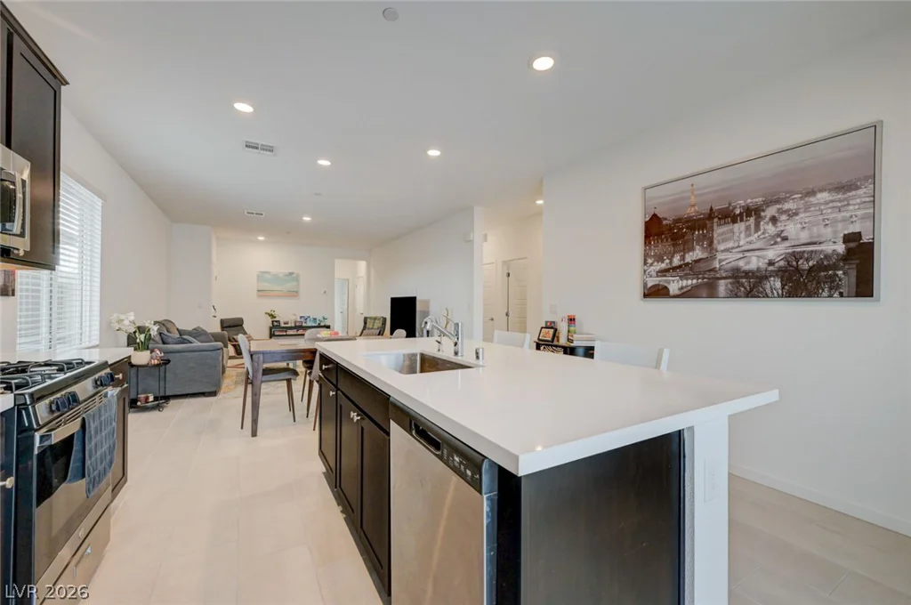 107 Cameron Chase, Henderson, NV 89011