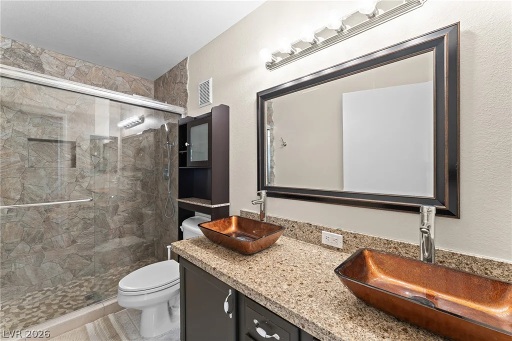7950 Flamingo, Las Vegas, NV 89147