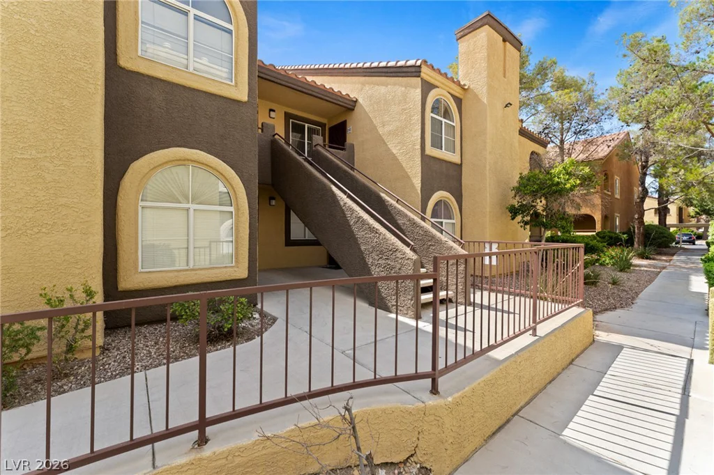 7950 Flamingo, Las Vegas, NV 89147