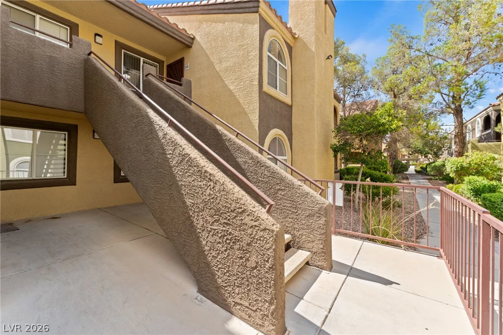 7950 Flamingo, Las Vegas, NV 89147