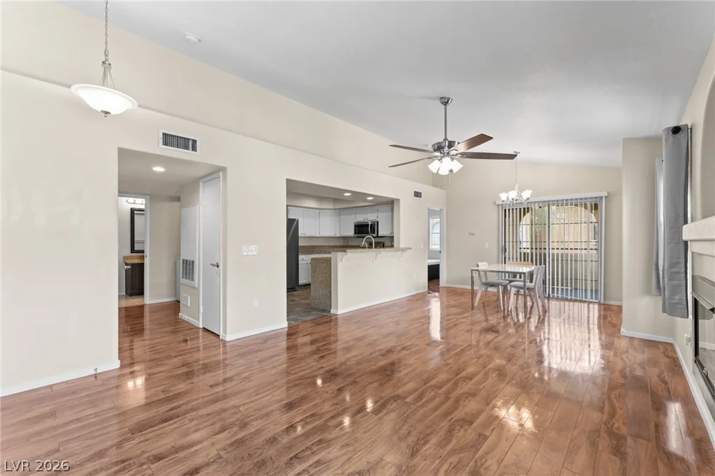 7950 Flamingo, Las Vegas, NV 89147