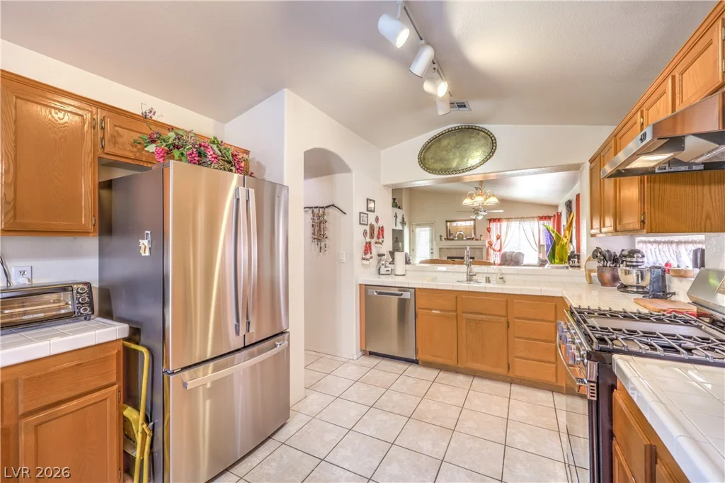 5040 Vista Montana, North Las Vegas, NV 89031