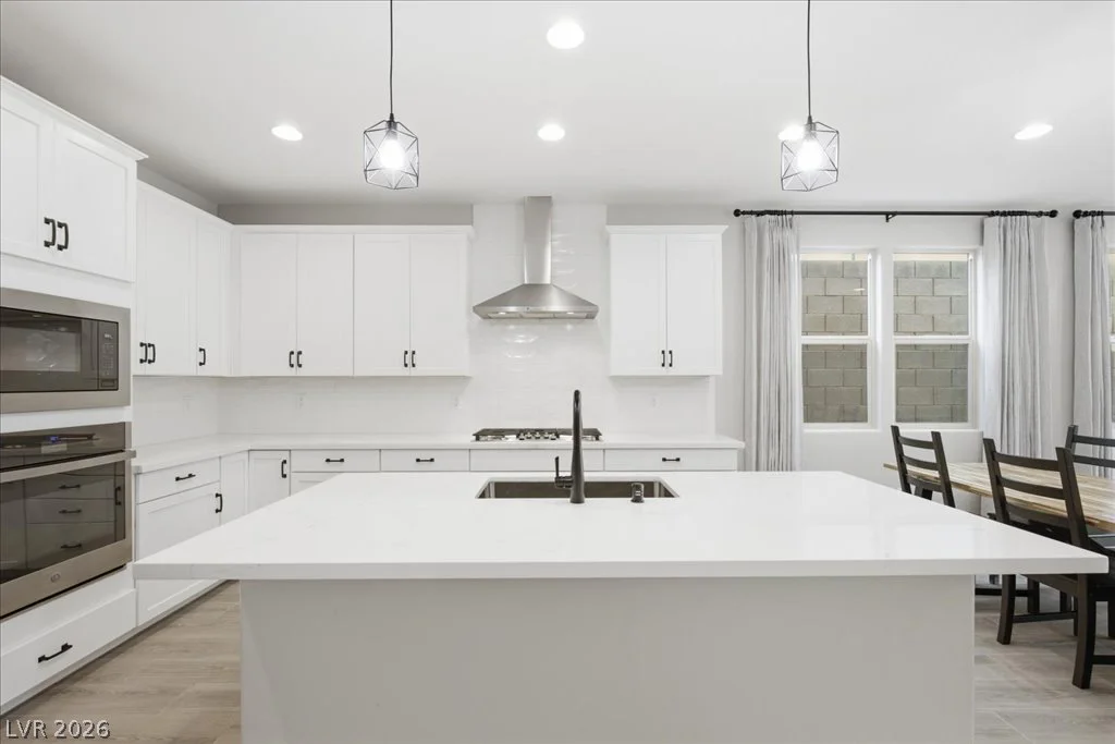 11852 River Hawk, Las Vegas, NV 89138