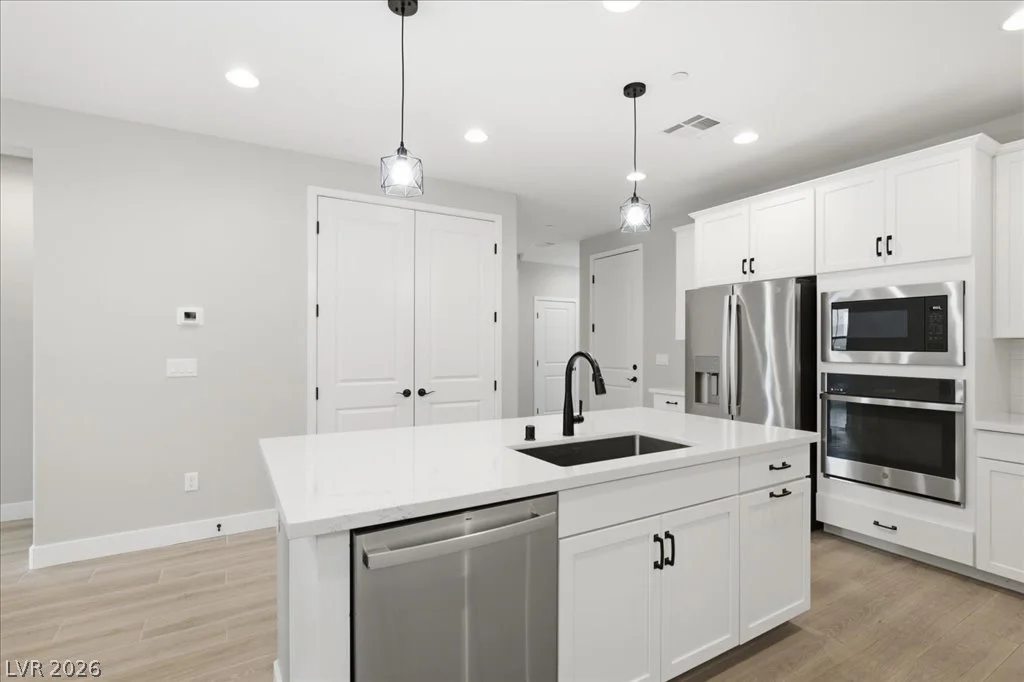 11852 River Hawk, Las Vegas, NV 89138