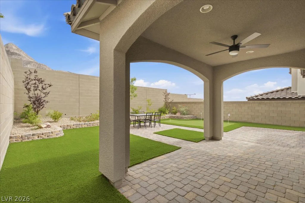 11852 River Hawk, Las Vegas, NV 89138