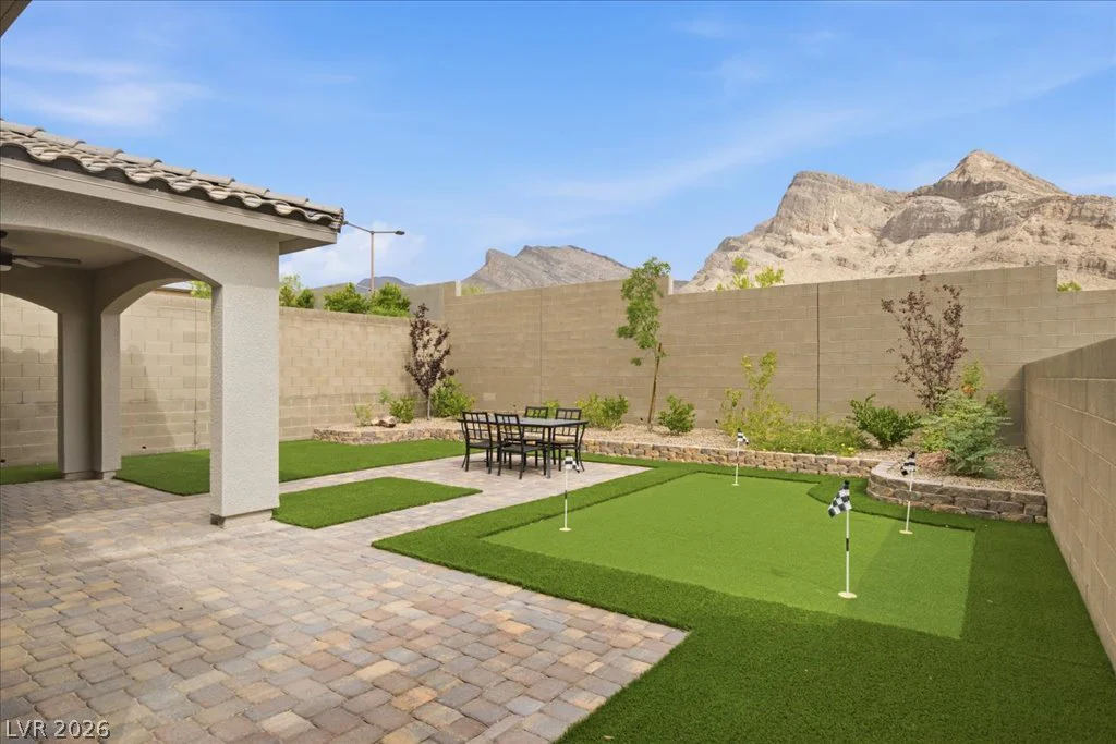 11852 River Hawk, Las Vegas, NV 89138