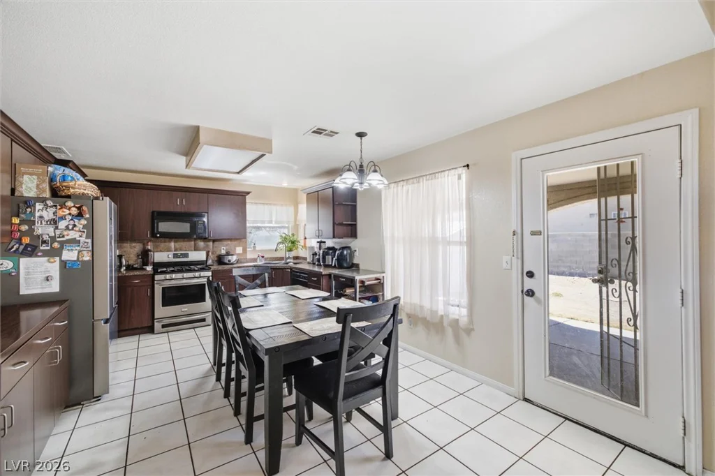 5529 Heisman, Las Vegas, NV 89110