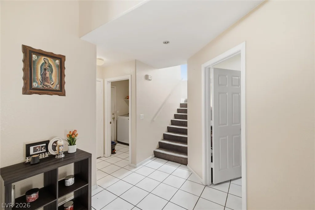 5529 Heisman, Las Vegas, NV 89110