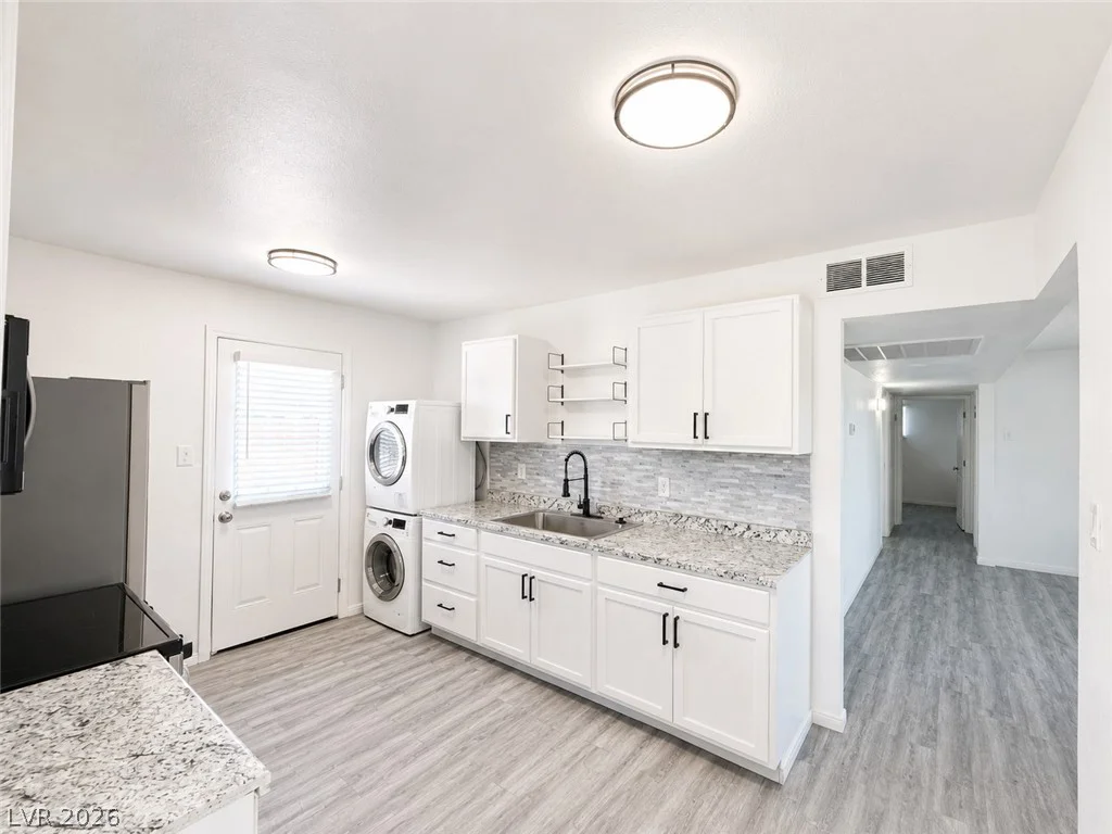 2716 Spear, North Las Vegas, NV 89030