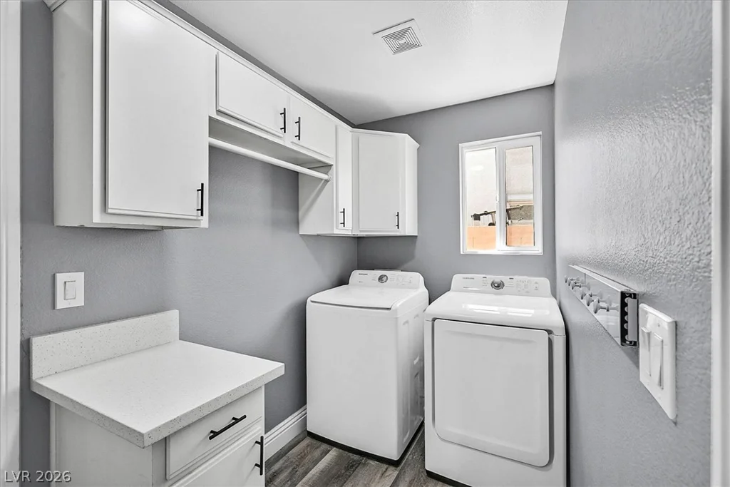 2647 Regency Cove, Las Vegas, NV 89121