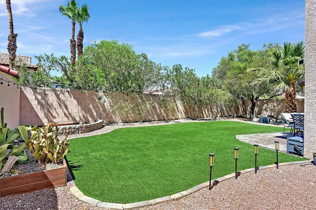 2647 Regency Cove, Las Vegas, NV 89121