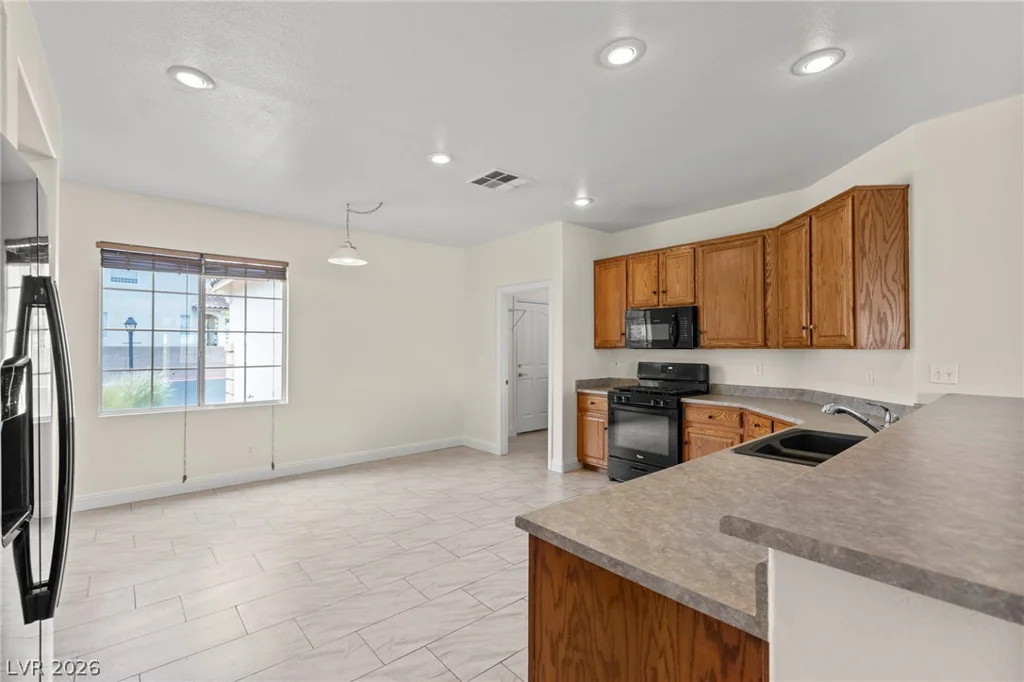 4512 Dawn Peak, Las Vegas, NV 89129