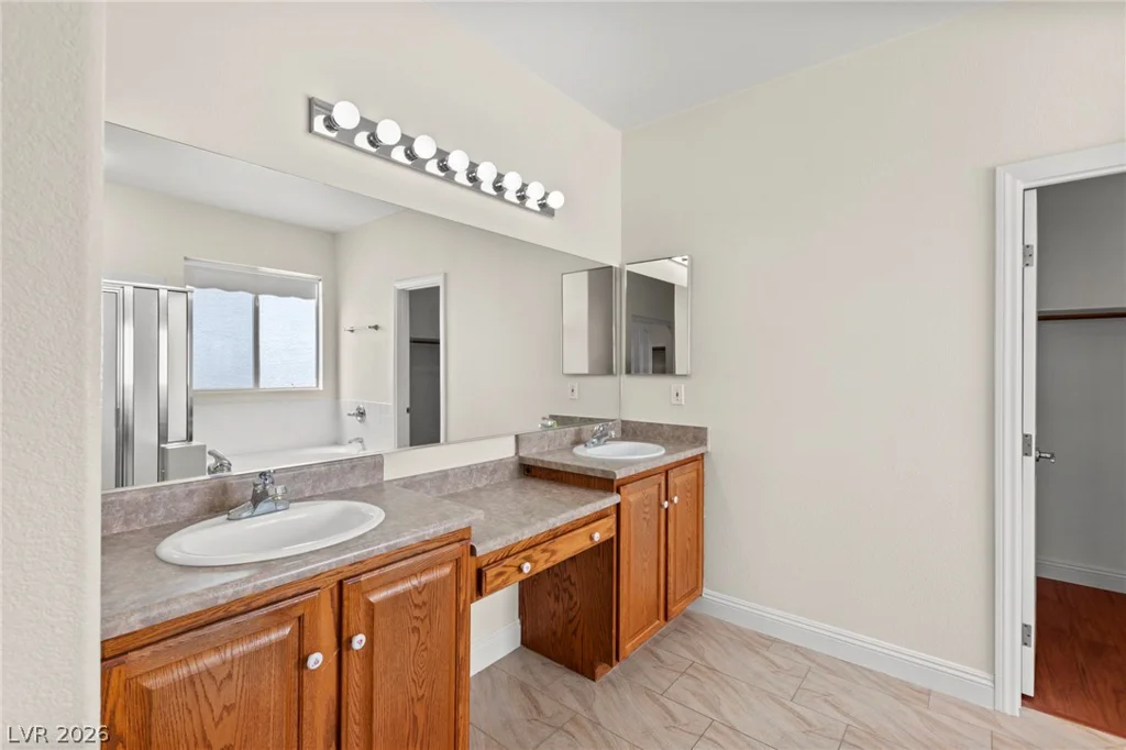 4512 Dawn Peak, Las Vegas, NV 89129
