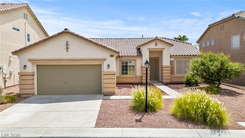 4512 Dawn Peak, Las Vegas, NV 89129