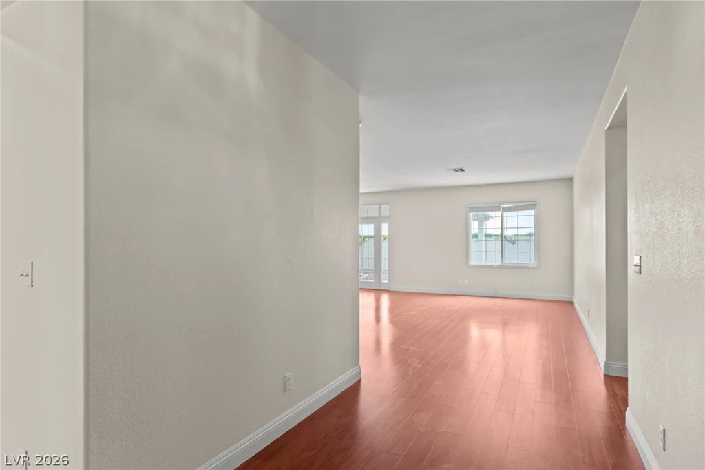 4512 Dawn Peak, Las Vegas, NV 89129