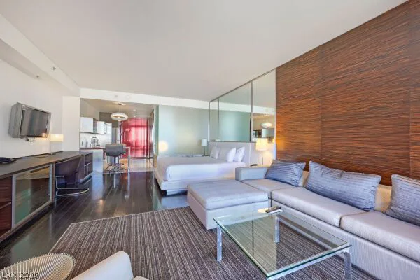 4381 Flamingo, Las Vegas, NV 89103