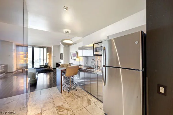 4381 Flamingo, Las Vegas, NV 89103