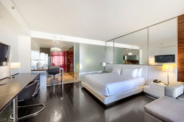 4381 Flamingo, Las Vegas, NV 89103