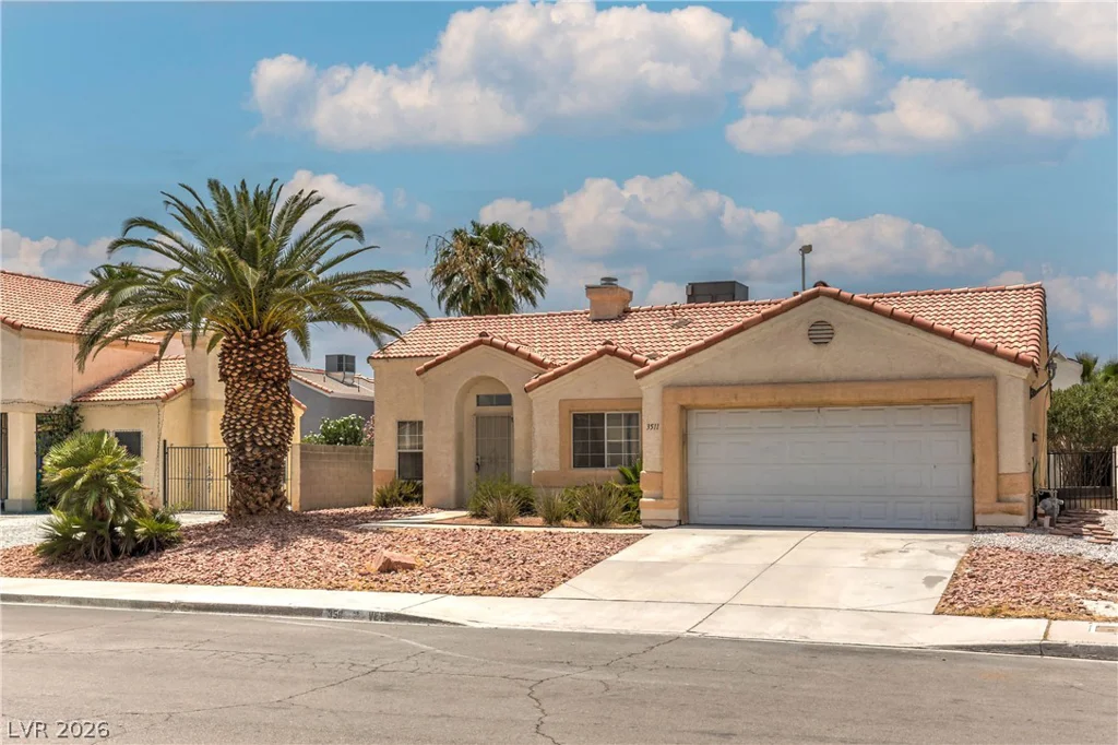 3511 Farina, North Las Vegas, NV 89032