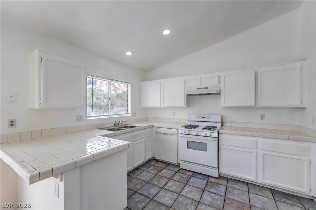 3511 Farina, North Las Vegas, NV 89032