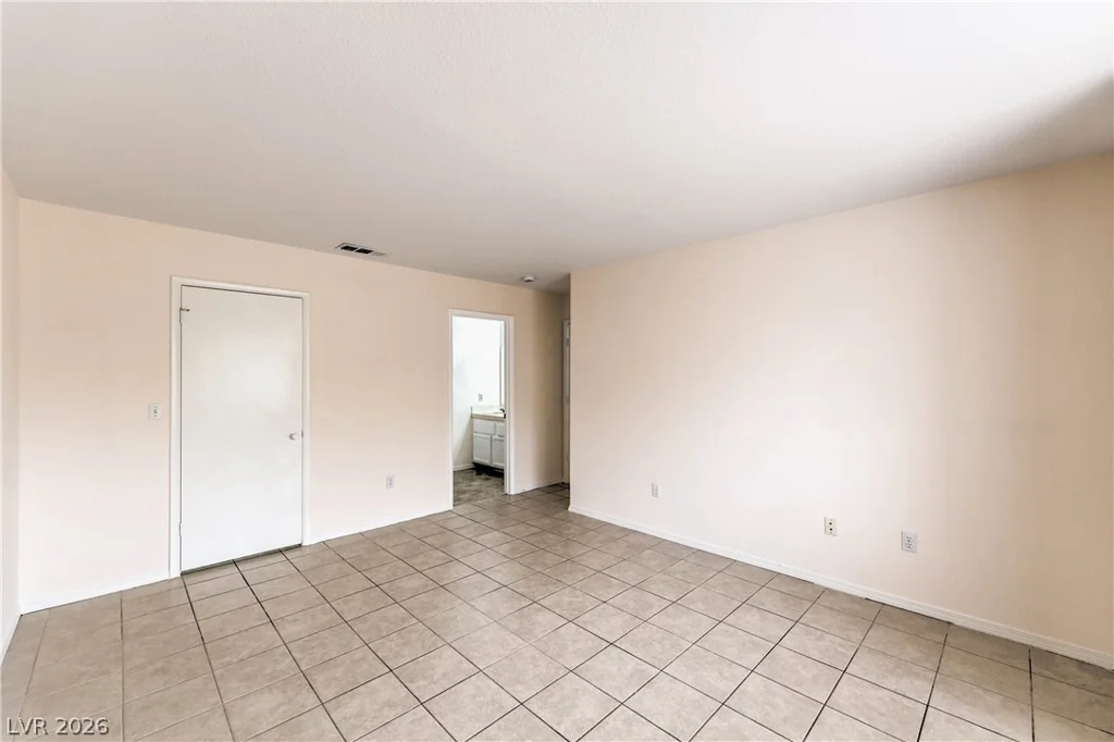 3511 Farina, North Las Vegas, NV 89032