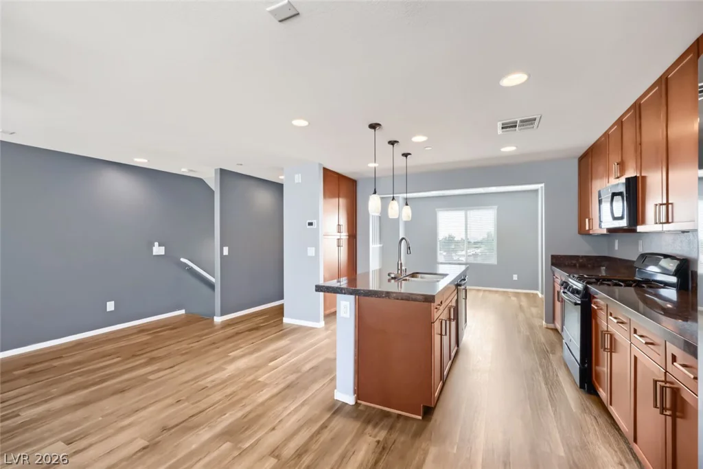 9050 Tropicana, Las Vegas, NV 89147