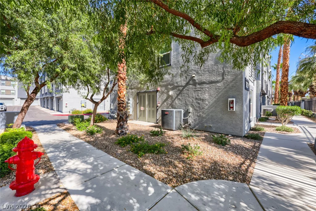 9050 Tropicana, Las Vegas, NV 89147