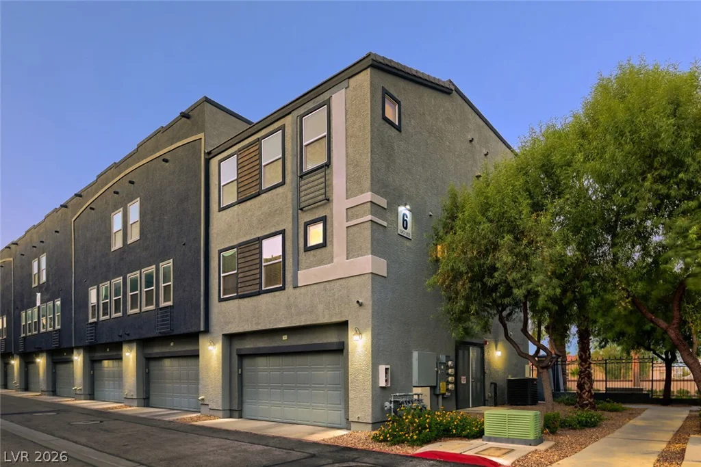 9050 Tropicana, Las Vegas, NV 89147