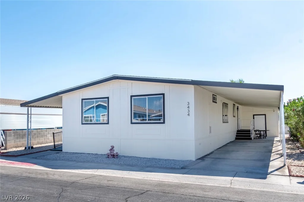 3434 Gulf Shores, Las Vegas, NV 89122