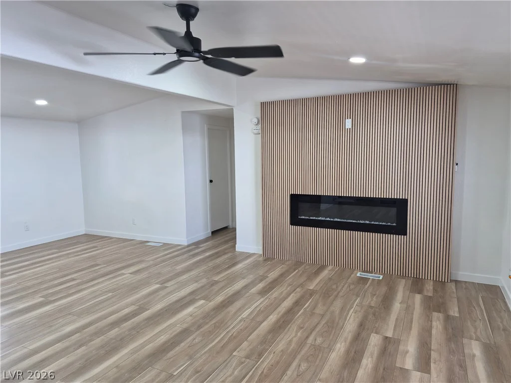 3434 Gulf Shores, Las Vegas, NV 89122