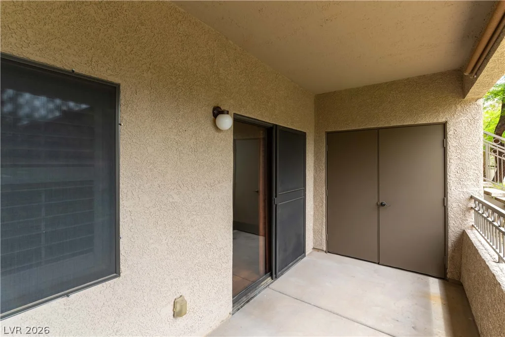 8250 Grand Canyon, Las Vegas, NV 89166