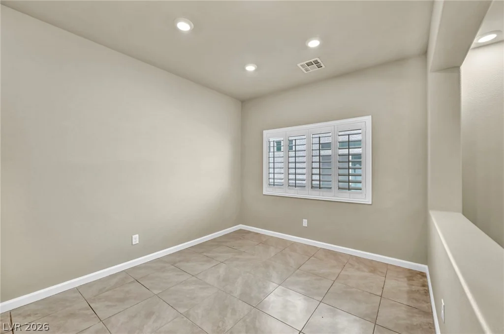 6571 Tangled Vines, Las Vegas, NV 89139