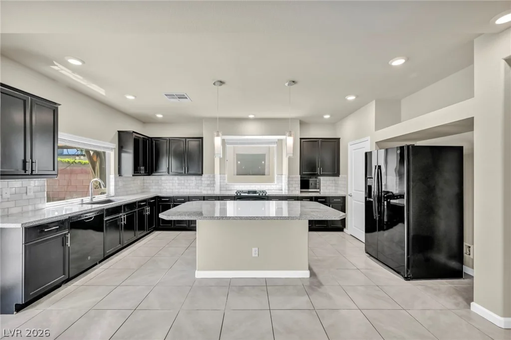 6571 Tangled Vines, Las Vegas, NV 89139