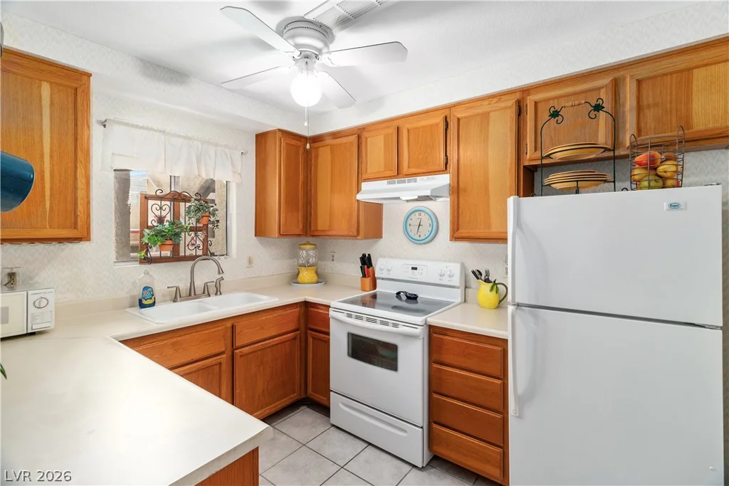 2192 Aspen Mirror, Laughlin, NV 89029