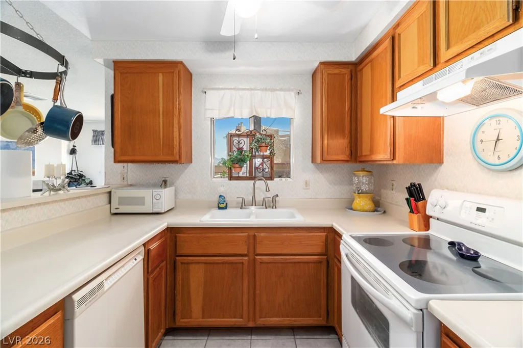 2192 Aspen Mirror, Laughlin, NV 89029