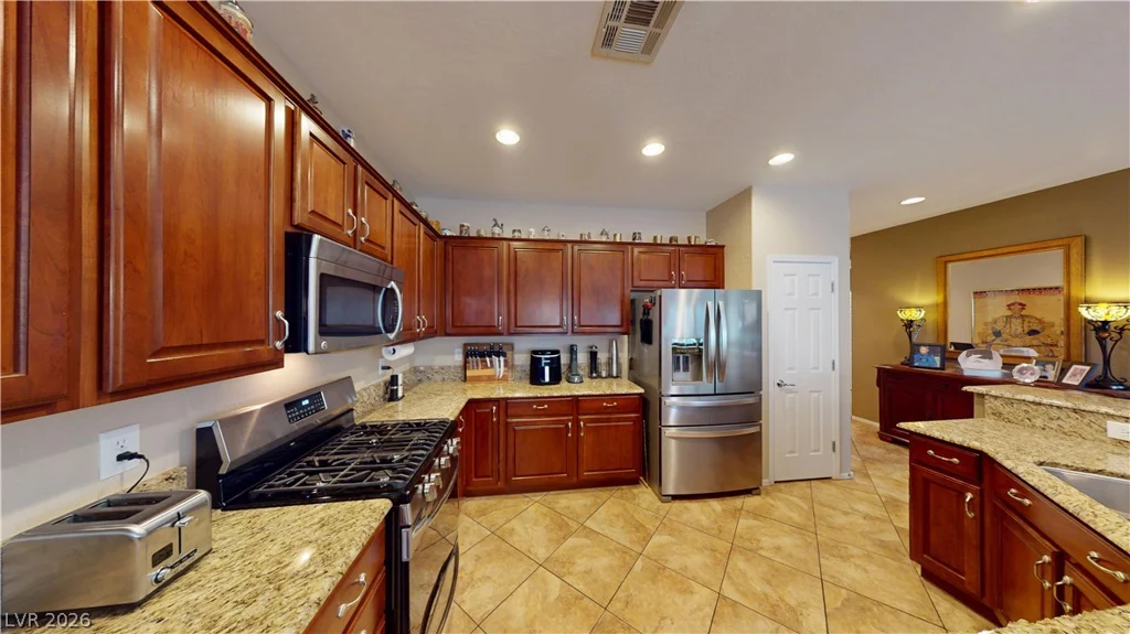2360 Great Auk, North Las Vegas, NV 89084