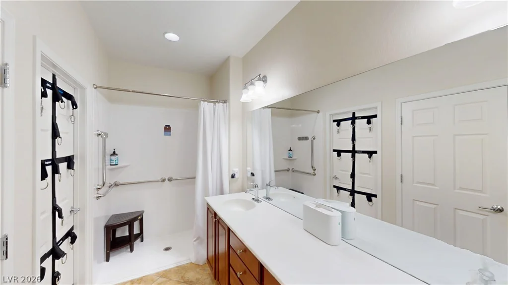 2360 Great Auk, North Las Vegas, NV 89084