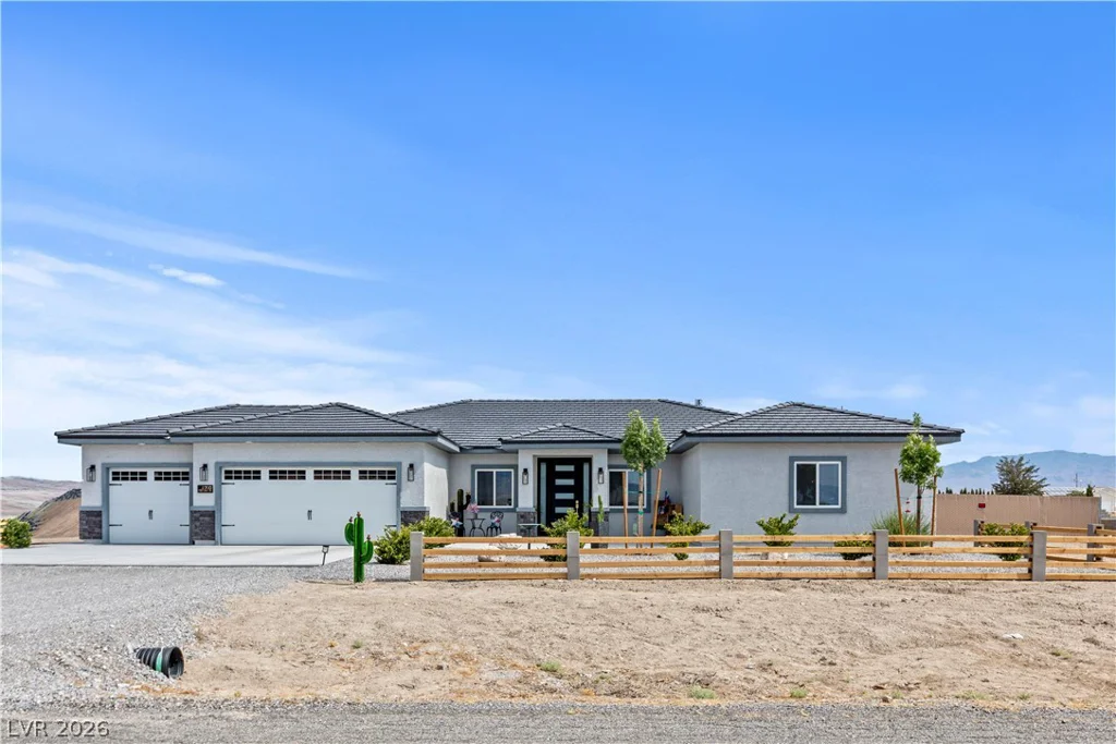 2700 Carnation, Pahrump, NV 89048