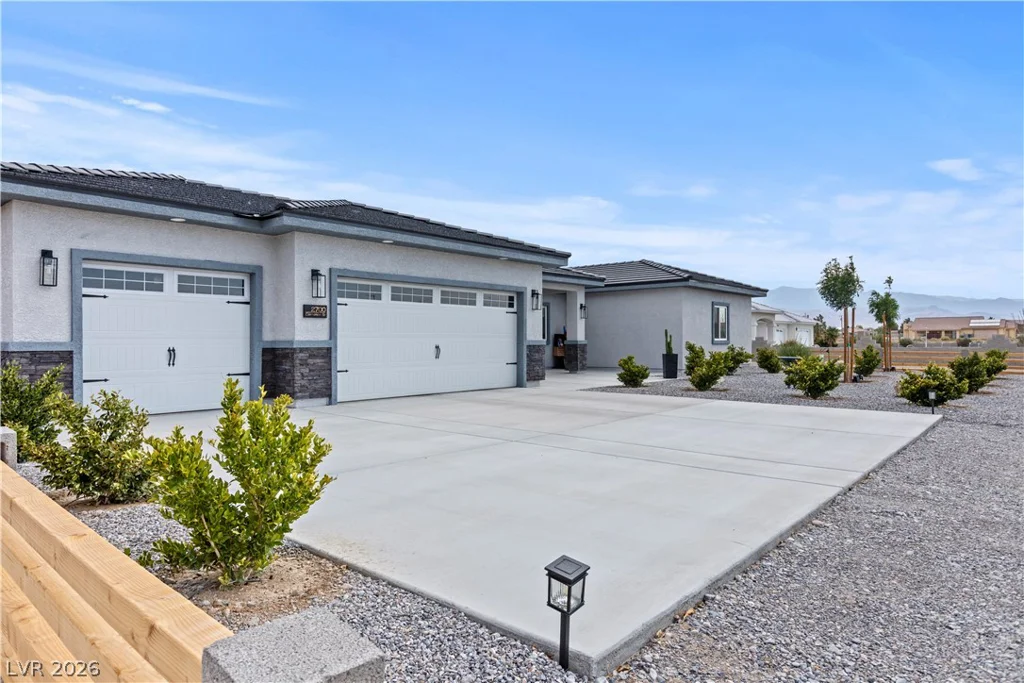 2700 Carnation, Pahrump, NV 89048