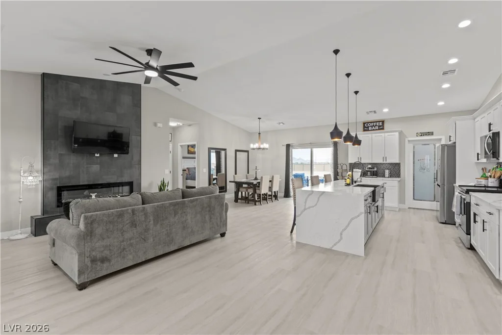 2700 Carnation, Pahrump, NV 89048