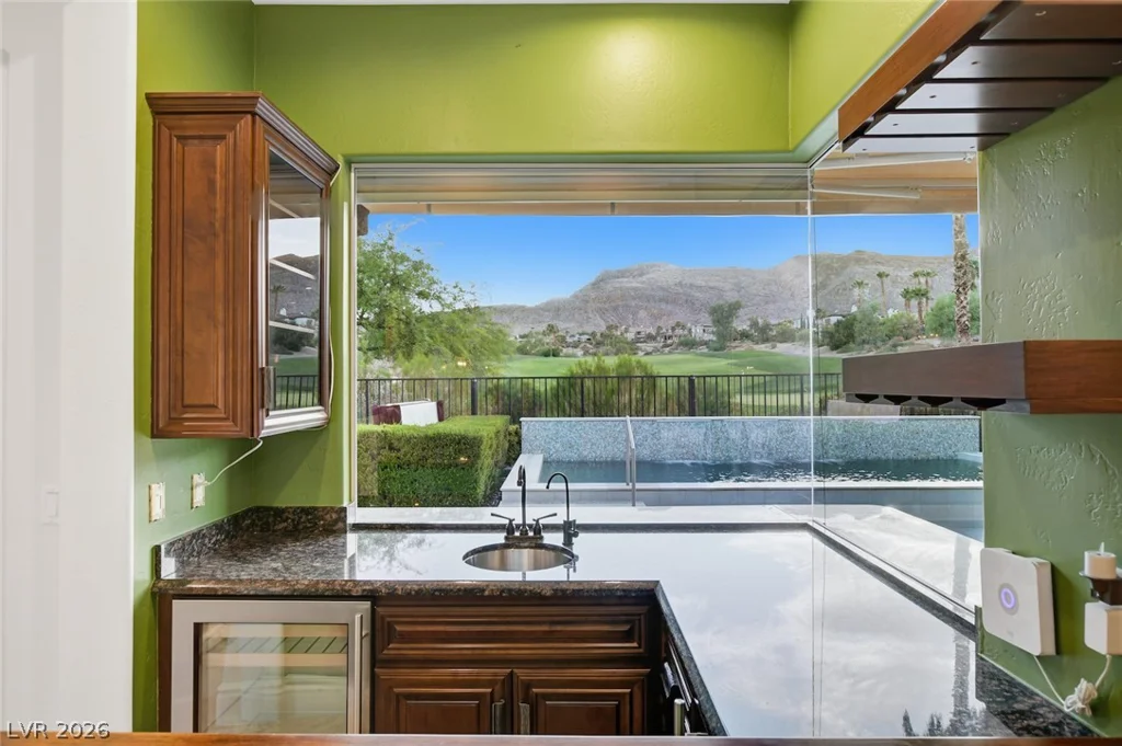 3209 Turtle Head Peak, Las Vegas, NV 89135