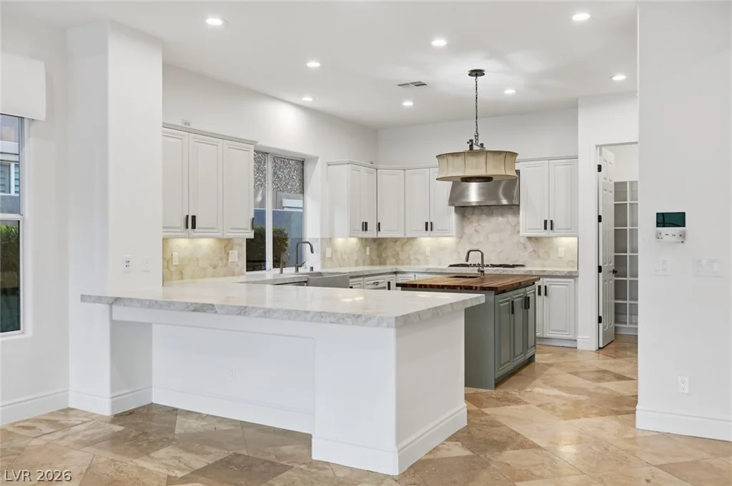 3209 Turtle Head Peak, Las Vegas, NV 89135