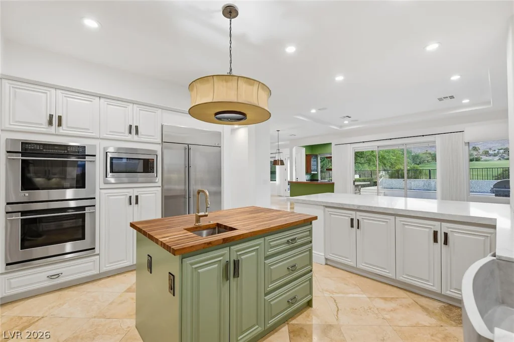 3209 Turtle Head Peak, Las Vegas, NV 89135