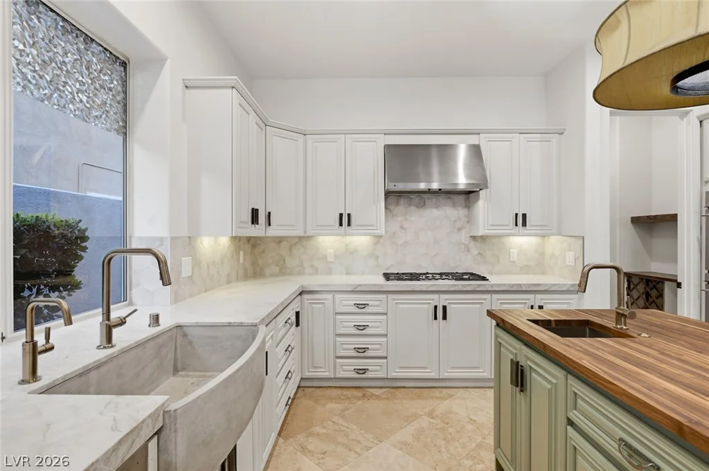 3209 Turtle Head Peak, Las Vegas, NV 89135