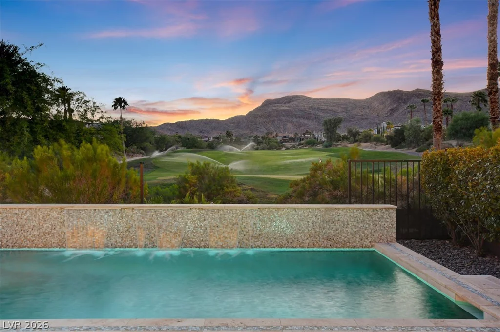 3209 Turtle Head Peak, Las Vegas, NV 89135